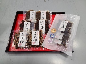 しんくみ新型コロナ対応事業者応援プロジェクト 老舗川魚問屋が作る琵琶湖産あゆの佃煮を食べてほしい Mottainaiもっと